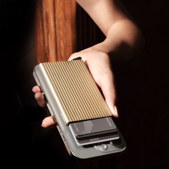 Porta-Cartões SECRID Cardprotector+ Fluted for MagSafe Cashmere | Ref. 297.CFFM-C