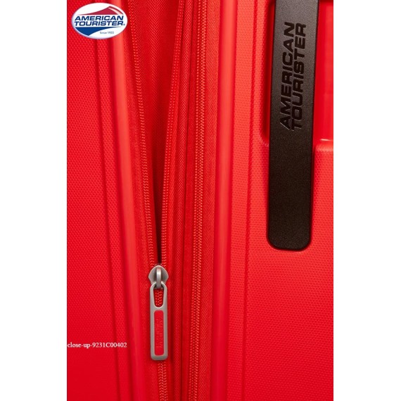 American Tourister Mala/Trolley de Viagem Médio 4 Rodas 67cm Expansível SUNSIDE Sunset Red - Ref. X9251G00200-8 American Tourister Mala/Trolley de Viagem Médio 4 Rodas 67cm Expansível SUNSIDE Sunset Red - Ref. X9251G00200-8