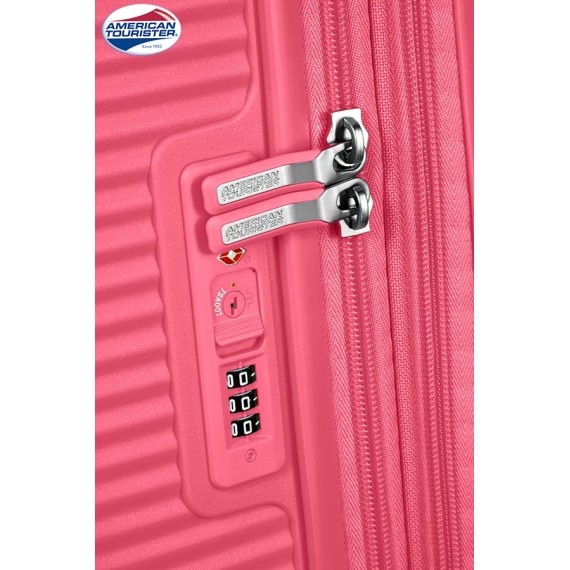 American Tourister Mala/Trolley de Viagem Médio 67cm 4 Rodas Spinner Expansível SOUNDBOX Hot Pink - Ref. 9232G00270-5 American Tourister Mala/Trolley de Viagem Médio 67cm 4 Rodas Spinner Expansível SOUNDBOX Hot Pink - Ref. 9232G00270-5